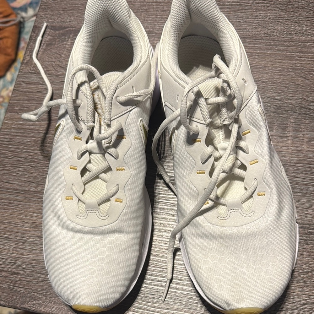 Nike Women's Athletic Shoes White and Gold